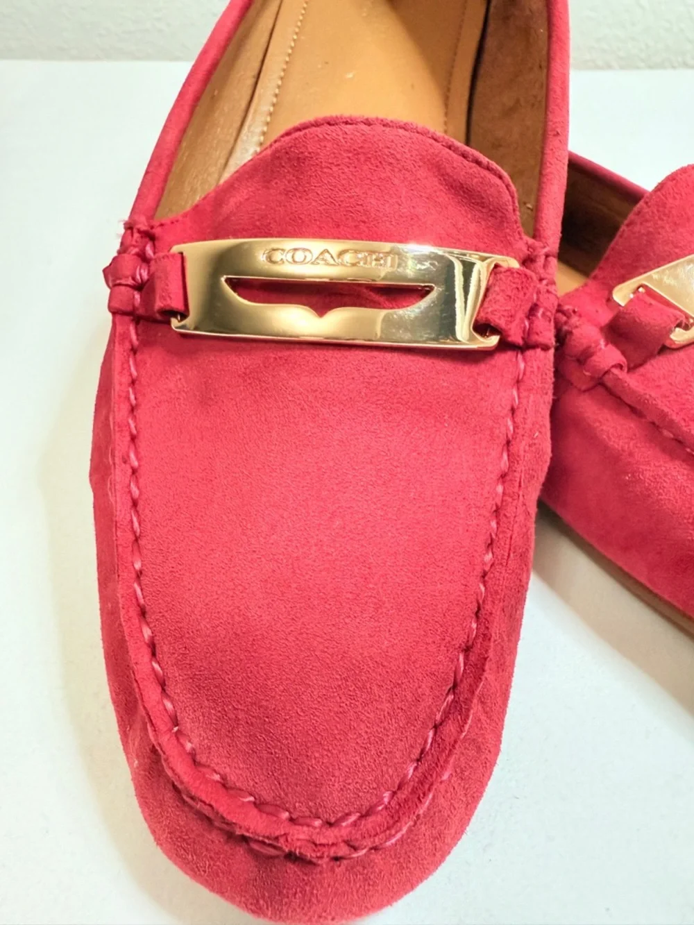 Coach Hot Pink Suede Driving Loafers Gold Logo Flats Womens 10 - Picture 4 of 14